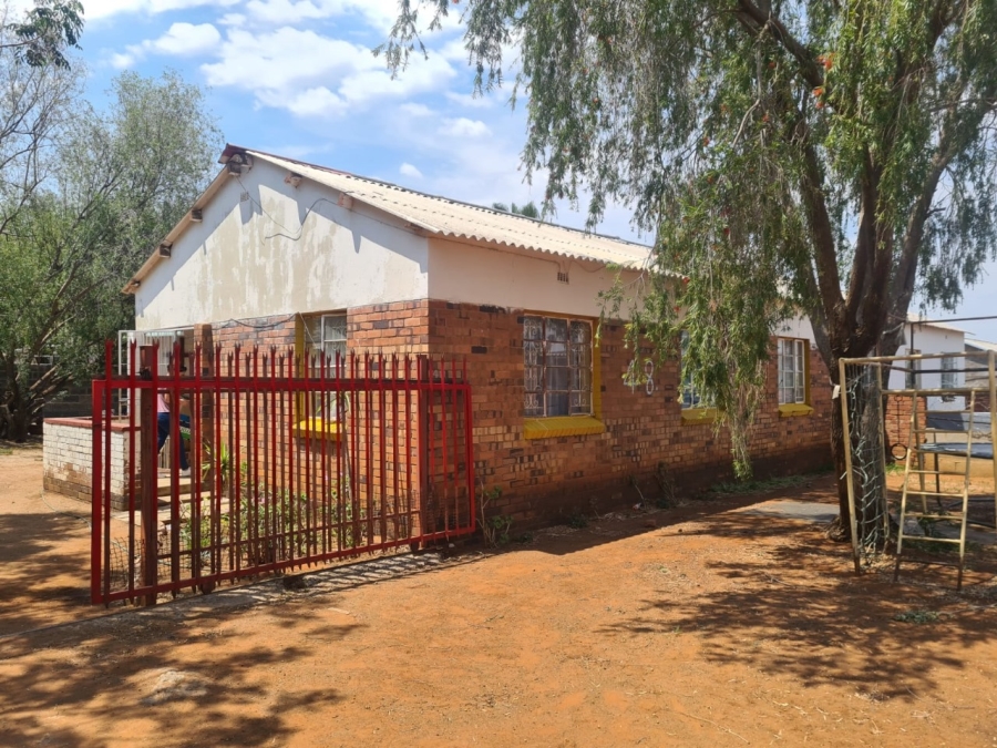 3 Bedroom Property for Sale in Beaconsfield Northern Cape